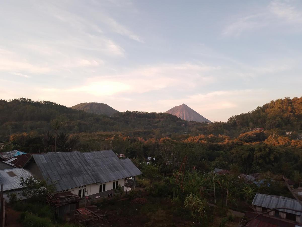 Kristian Homestay Bajawa Exterior foto